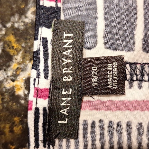 A  Lane Bryant casual stretch long sleeve pullover plus size top 18/20 - Picture 3 of 5